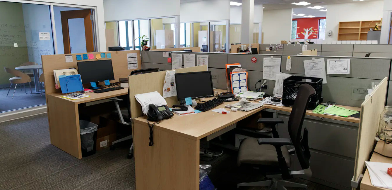 Thiết bị văn phòng thanh lý chất lượng tốt được giá khá cao